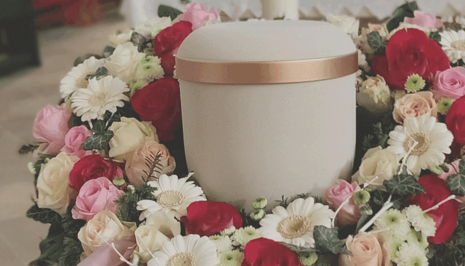 4 Complexe funéraire Lachance Simple cremation or traditional funeral, you can count on us, here Collection of Ashes After Cremation